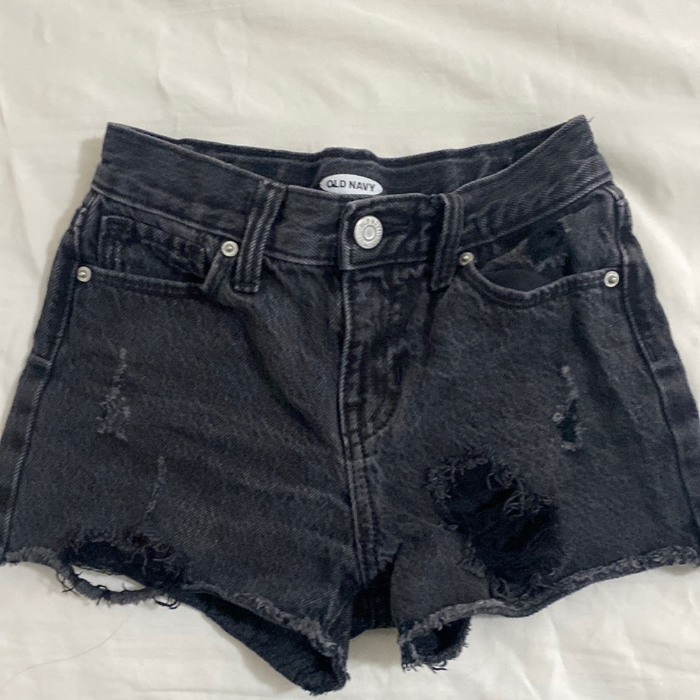 black demin jean shorts!